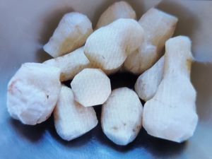 Recette Muffins aux topinambours, noisettes & tapenade de truffes d’été