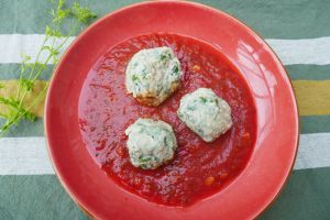 Recette Gnudi ricotta-épinards à la sauce tomate