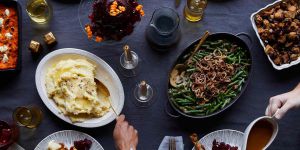 Recette 6 'Polite' Things You Do at Thanksgiving That Are Actually Rude
