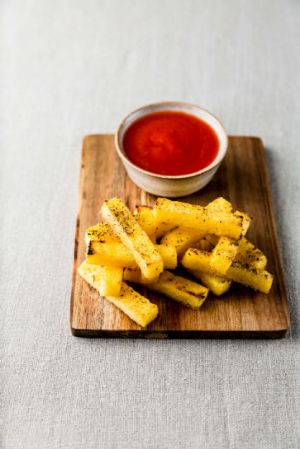 Recette Frites de polenta au thym et sauce douce aux tomates confites