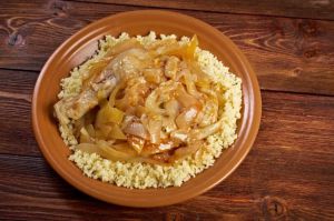 Recette Poulet Yassa: Une explosion de saveurs Sénégalaises à votre Table