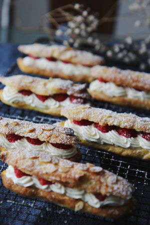 Recette Éclairs framboises et chantilly au mascarpone