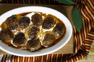 Recette Qofte, la boulette de viande qui incarne l’âme gastronomique de l’Albanie