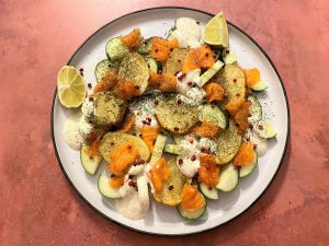 Recette Pommes de terre au four, concombre et saumon fumé