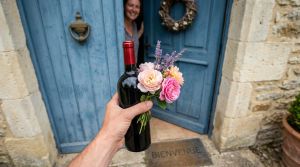 Recette Invité chez un Français : l’erreur incontournable à éviter pour ne pas heurter les sensibilités