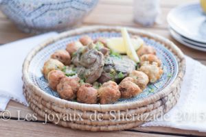 Recette Tajine algérien de beignets de viande hachée en sauce blanche – (Mechmachia)