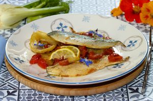 Recette Filets de maquereaux au fenouil braisé à la tomate