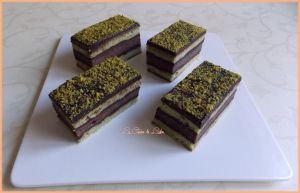 Recette Cake type napolitain pistache, cacao et crème chocolat