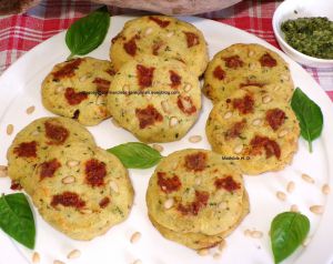 Recette Cookies salés au pesto, tomates séchées et pignons de pin