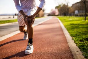 Recette What Causes Water on the Knee (Knee Effusion) and How to Treat It