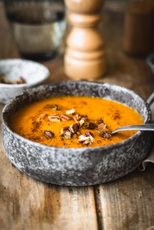 Recette Soupe réconfortante courge, patate douce et carottes