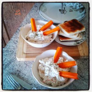 Recette Tartinade au fromage frais à l'ail, au fenouil, aneth et surimi