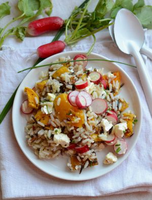 Recette Salade aux 3 riz, courge rôtie, radis et féta #végétarien