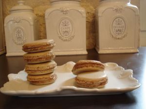 Recette Macarons au Pain d’Épices et Chocolat Blanc : Recette Facile et Savoureuse