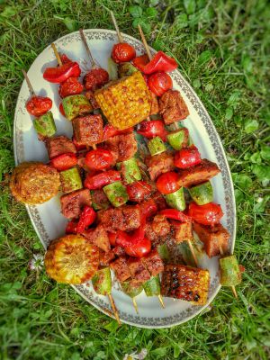 Recette Brochettes de seitan mariné, légumes du soleil et maïs