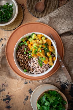 Recette Curry de lentilles vertes et légumes