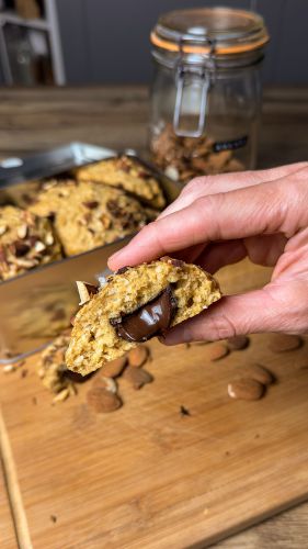 Recette Biscuit noix de coco et cardamome fourré au chocolat