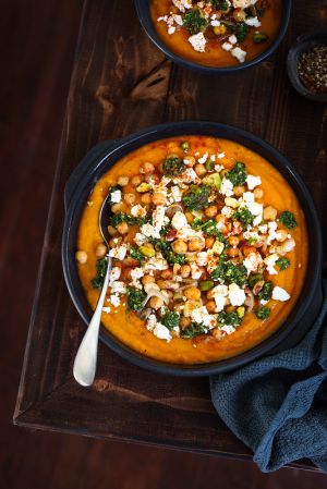 Recette Soupe persane aux légumes, épices et feta