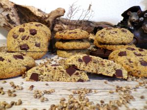 Recette Cookies au chanvre et pépites de chocolat noir d'après Sophie Menut Yovanovitch