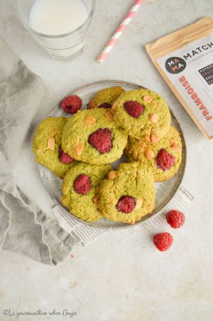 Recette Cookies matcha & chocolat blanc à la framboise #vegan #glutenfree