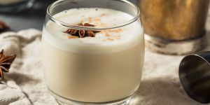 Recette My Grandpa’s 100-Year-Old Milk Punch Is Always the Highlight of Christmas Morning