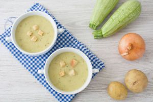 Recette Soupe Courgettes Cookeo : Votre Plat Préféré en Moins de 20 Minutes