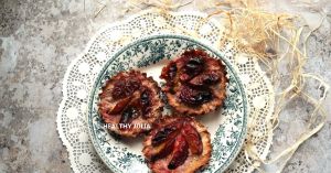 Recette Tartelettes aux prunes, pâte au sarrasin