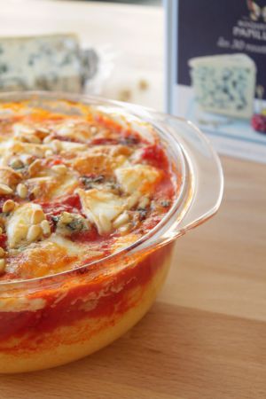 Recette Gratin de polenta et tomate, roquefort et pignons de pin