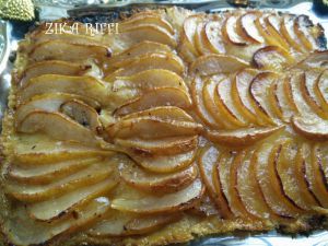 Recette Tarte aux pommes et poires caramélisées