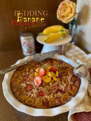 Recette Pudding de Flocons d’Avoine à la Cannelle avec de la Banane et des Fraises
