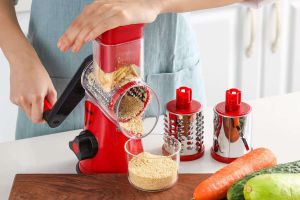 Recette These OXO, Lodge, and Dash Kitchen Safety Tools Keep My Hands Safe from Cuts and Burns