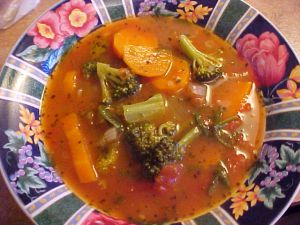 Recette Soupe aux tomates et aux légumes