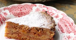 Recette Gâteau russe aux coings rapés