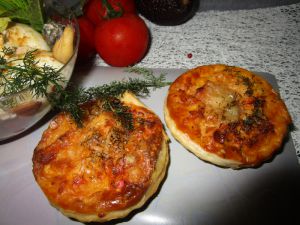 Recette Tartelettes feuilletées à la crème - miettes de crabe / paprika / poudre de baobab