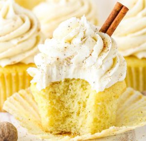 Recette Cupcakes au lait de poule parfaits pour le temps des Fêtes!