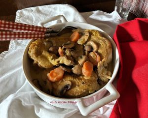 Recette Suprêmes de Poulet au Cidre – Carottes et Champignons de Paris