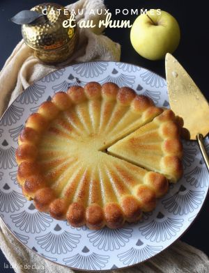 Recette Gâteau aux pommes et au rhum