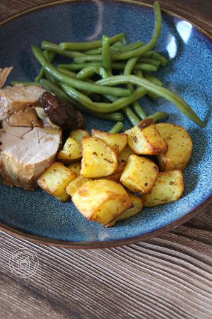 Recette Pommes de terre au beurre d’ail à l’Actifry : croustillantes et parfumées