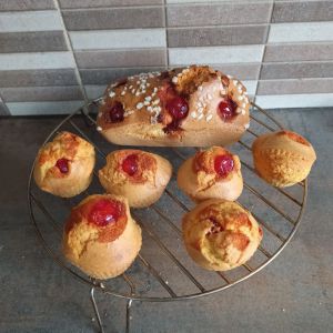 Recette Mini-cakes aux cerises confites avec l'air fryer Ninja AF400eu