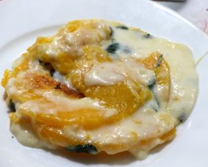 Recette Gratin de butternut aux épinards et béchamel