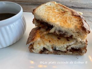 Recette Grilled cheese façon soupe à l'oignon