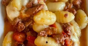 Recette Gnocchis aux tomates et à la saucisse italienne