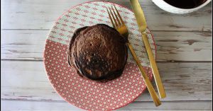 Recette Pancakes au chocolat sauce chocolat de Delphine pour cmum