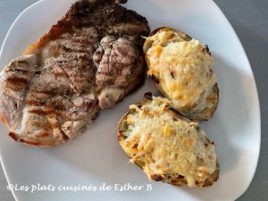 Recette Pommes de terre farcies au bacon et au fromage