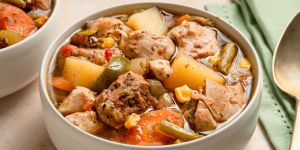 Recette Meet Chicken Booyah: The Hearty Dish You’ll Find at Church Picnics in Northern Wisconsin