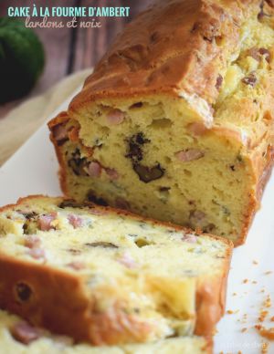 Recette Cake au mascarpone, à la fourme d'Ambert, aux lardons et aux noix