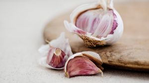 Recette I Tried This Easy Hack To Get Garlic Smell Off My Fingers—and It Actually Works