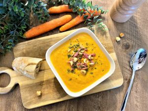 Recette Velouté de carottes et poireaux aux lardons