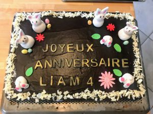 Recette Gâteau au chocolat cake design décoration pâque et lapin pour anniversaire