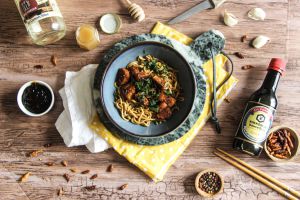 Recette Nouilles épicées au miel et nuggets